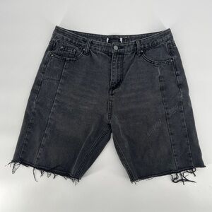 Jinggu Black Cut Off Distressed Jean Shorts Size 32 Women’s